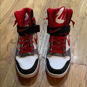 Men’s size 12 Nike Hightop Basketball Shoes